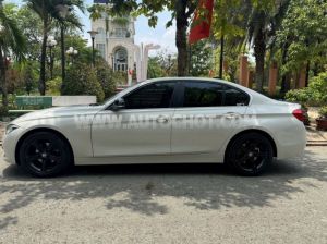 Xe BMW 3 Series 320i 2018