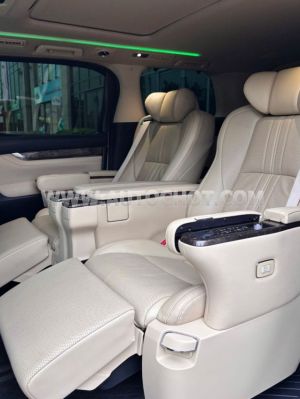 Xe Toyota Alphard Luxury Executive Lounge 2021