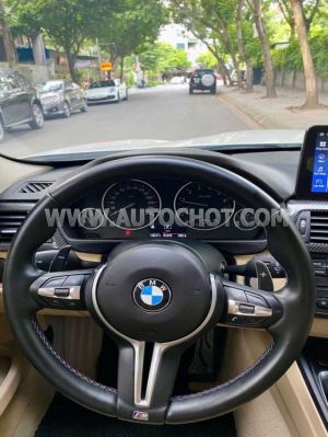 Xe BMW 3 Series 320i 2013