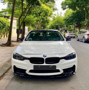 Xe BMW 3 Series 320i 2013