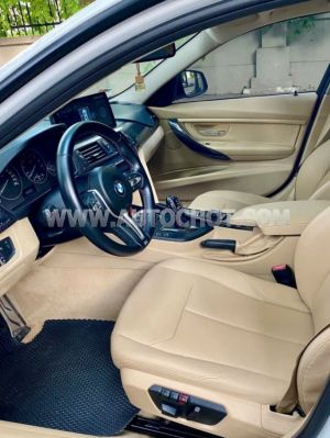 Xe BMW 3 Series 320i 2013