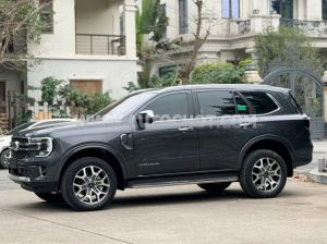 Xe Ford Everest Titanium 2.0L 4x2 AT 2024