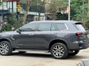 Xe Ford Everest Titanium 2.0L 4x2 AT 2024