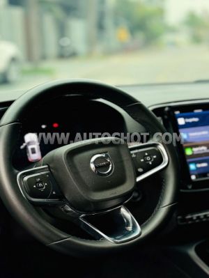 Xe Volvo XC40 Ultimate B5 AWD 2023