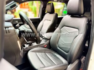 Xe Ford Everest Titanium Plus 2.0L 4x4 AT 2024