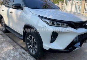 Xe Toyota Fortuner Legender 2.4L 4x2 AT 2024