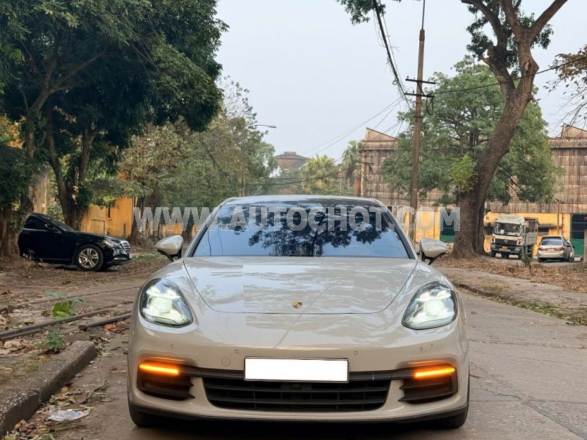 Porsche Panamera 3.0 V6 2019