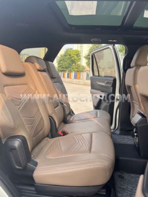 Xe Ford Everest Titanium 2.0L 4x2 AT 2022