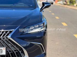Xe Lexus ES 250 2025