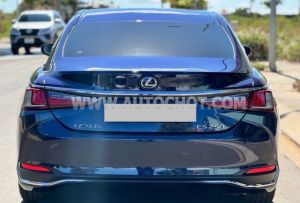 Xe Lexus ES 250 2025