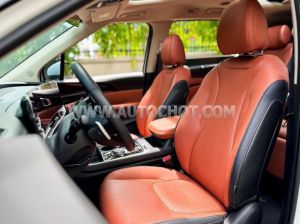 Xe Kia Carnival Signature 2.2D 2024