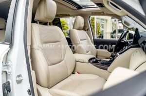 Xe Toyota Land Cruiser 3.5 V6 2022