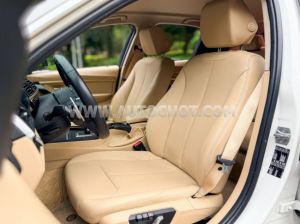 Xe BMW 3 Series 320i 2018