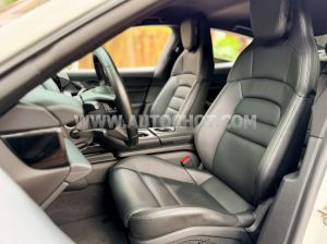 Xe Porsche Taycan Base 2021