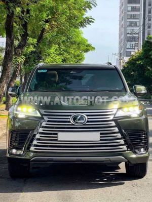 Xe Lexus LX 600 Urban 2025