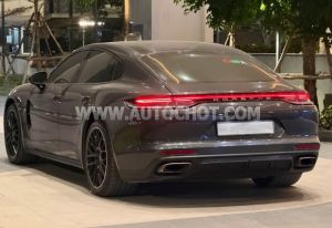 Xe Porsche Panamera 2.9 V6 2020