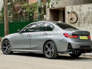 Xe BMW 3 Series 330i M Sport 2024