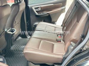 Xe Toyota Fortuner 2.4G 4x2 AT 2018