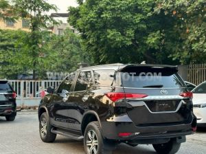 Xe Toyota Fortuner 2.4G 4x2 AT 2018