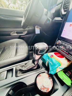 Xe Ford Everest Titanium 2.0L 4x2 AT 2023