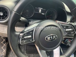 Xe Kia Cerato 1.6 AT Luxury 2020