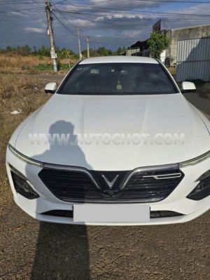 Xe VinFast Lux A 2.0 Plus 2.0 AT 2021