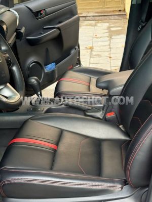 Xe Toyota Hilux 2.4L 4x2 AT 2024