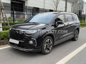 Xe Hyundai Custin Cao Cấp 2.0T 2025