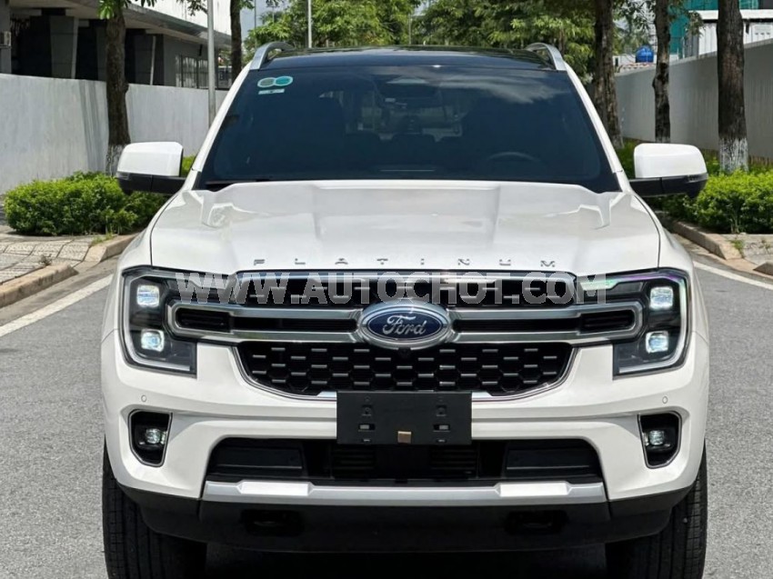 Xe Ford Everest Platinum 2.0L 4x4 AT 2024