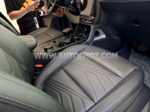 Xe Ford Everest Titanium Plus 2.0L 4x4 AT 2025