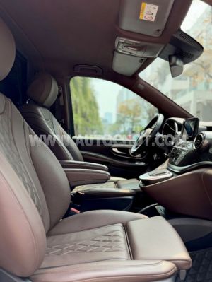 Xe Mercedes Benz V class V250 Luxury 2022