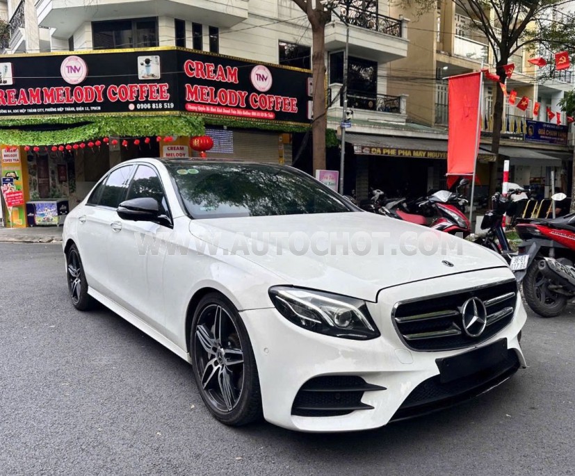 Mercedes Benz E class E300 AMG 2020