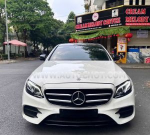 Xe Mercedes Benz E class E300 AMG 2020