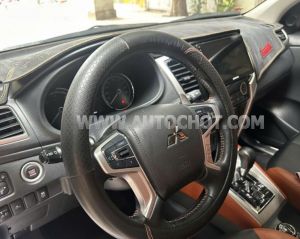 Xe Mitsubishi Triton Athlete 4x4 AT 2022