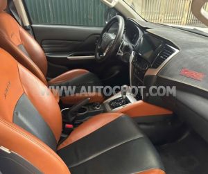 Xe Mitsubishi Triton Athlete 4x4 AT 2022