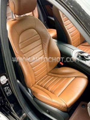 Xe Mercedes Benz GLC 300 4Matic 2018