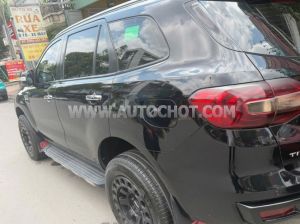 Xe Ford Everest Titanium 2.0L 4x2 AT 2019