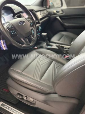 Xe Ford Everest Titanium 2.0L 4x2 AT 2019