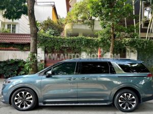 Xe Kia Carnival Signature 2.2D 2022