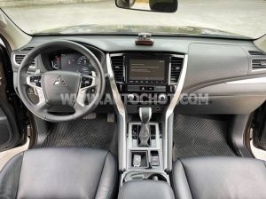 Xe Mitsubishi Pajero Sport 2.4D 4x2 AT 2020