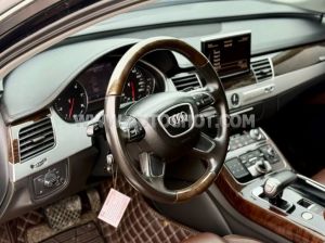 Xe Audi A8 L 4.2 Quattro 2010