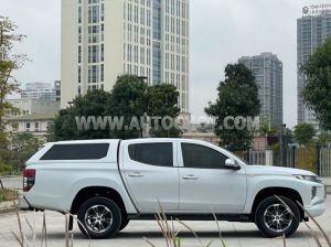 Xe Mitsubishi Triton 4x2 AT Mivec 2020