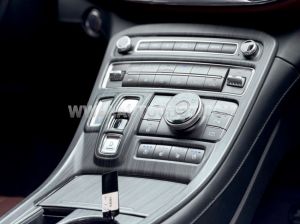 Xe Hyundai SantaFe Cao cấp 2.2L HTRAC 2022