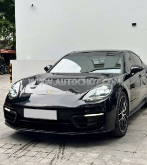 Xe Porsche Panamera Platinum Edition 2023