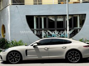 Xe Porsche Panamera 3.0 V6 2018
