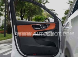Xe Mercedes Benz GLC 300 4Matic 2024