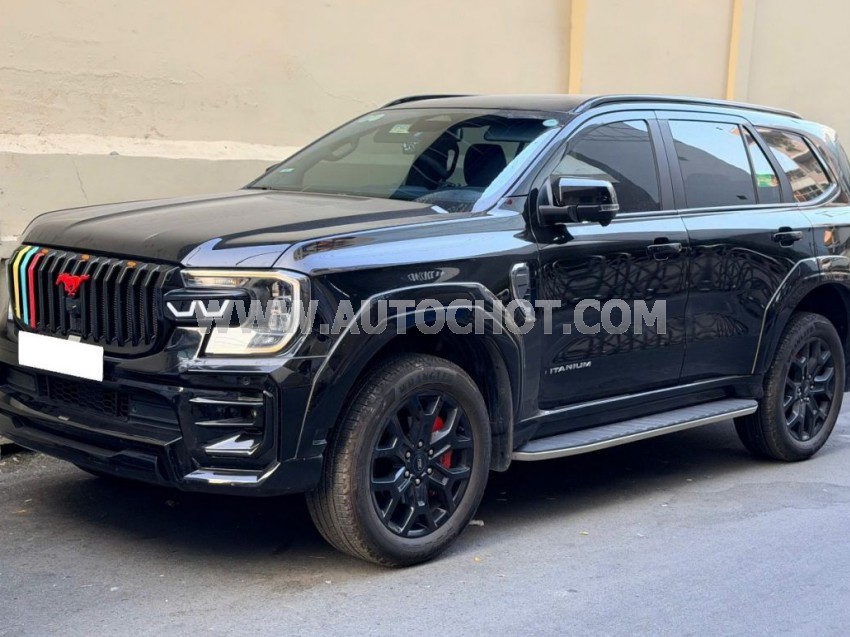 Xe Ford Everest Titanium 2.0L 4x2 AT 2025