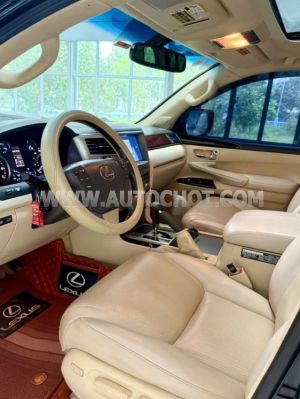 Xe Lexus LX 570 2013