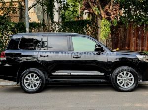 Xe Toyota Land Cruiser VX 4.6 V8 2016
