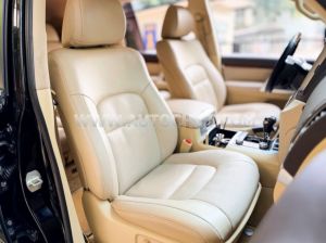 Xe Toyota Land Cruiser VX 4.6 V8 2016